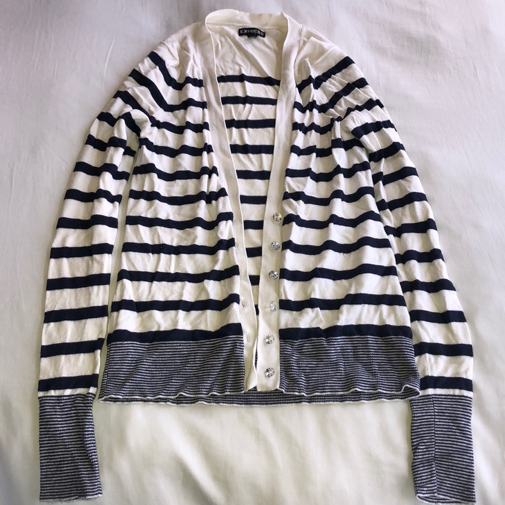 XS Express Lightweight Sweater